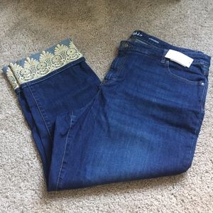 Style & Co Boyfriend Jeans with cropped hem and lace trim size 22W